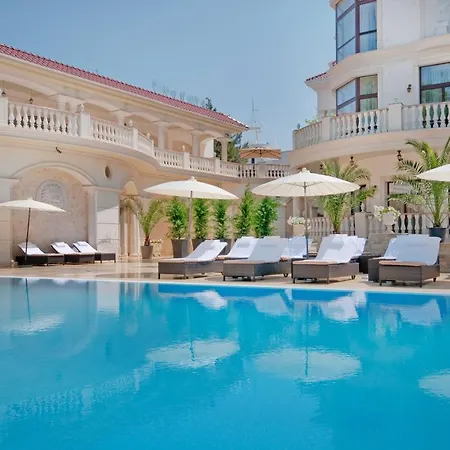 Le Premier - Maestro Otel 5*