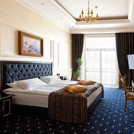 Hotel Le Premier - Maestro