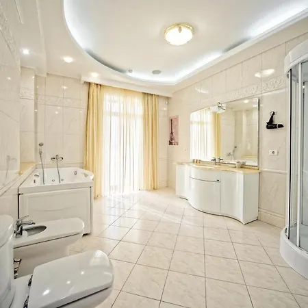 Le Premier - Maestro 5* Odessa